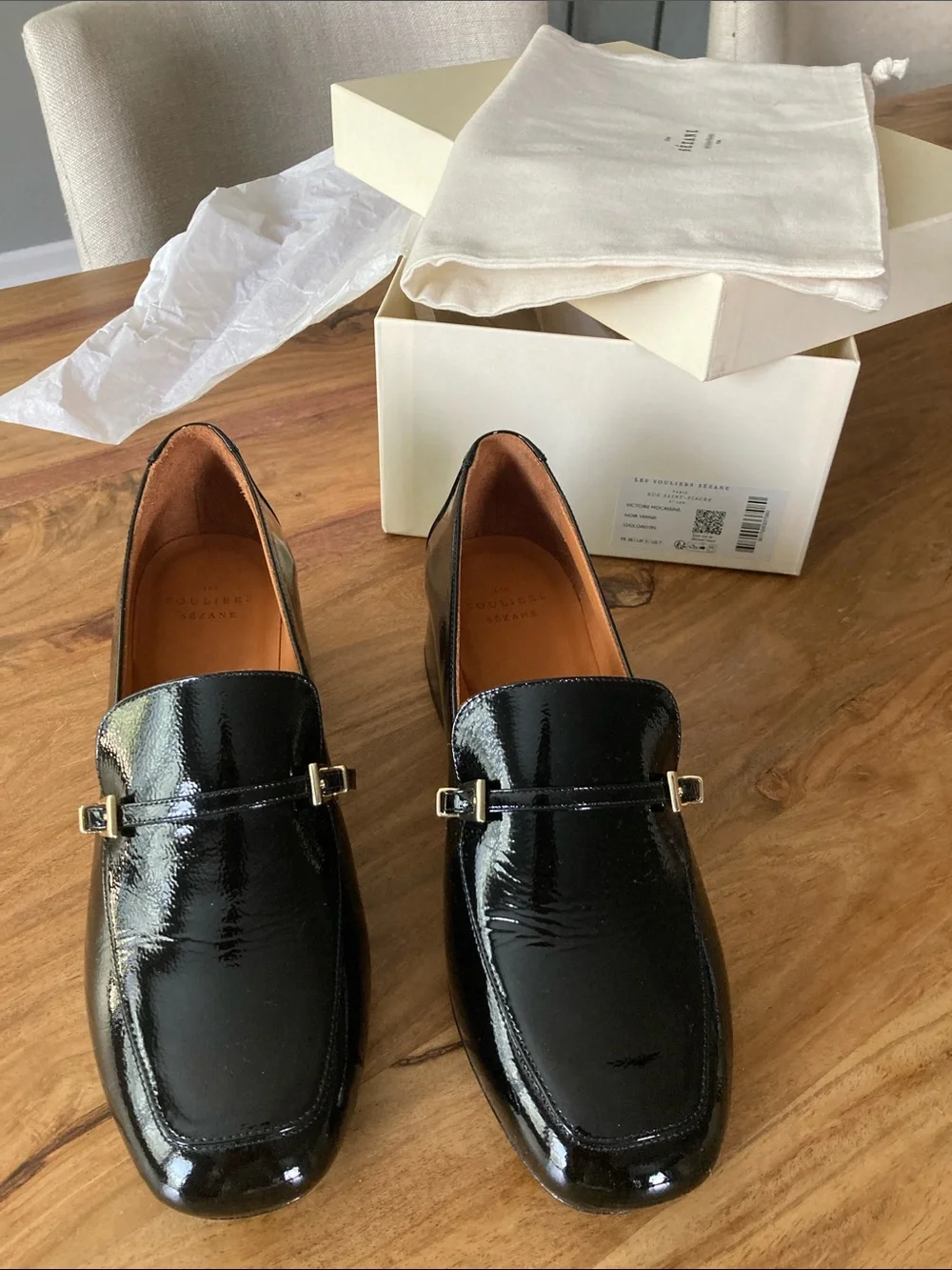 Sezane polished patent